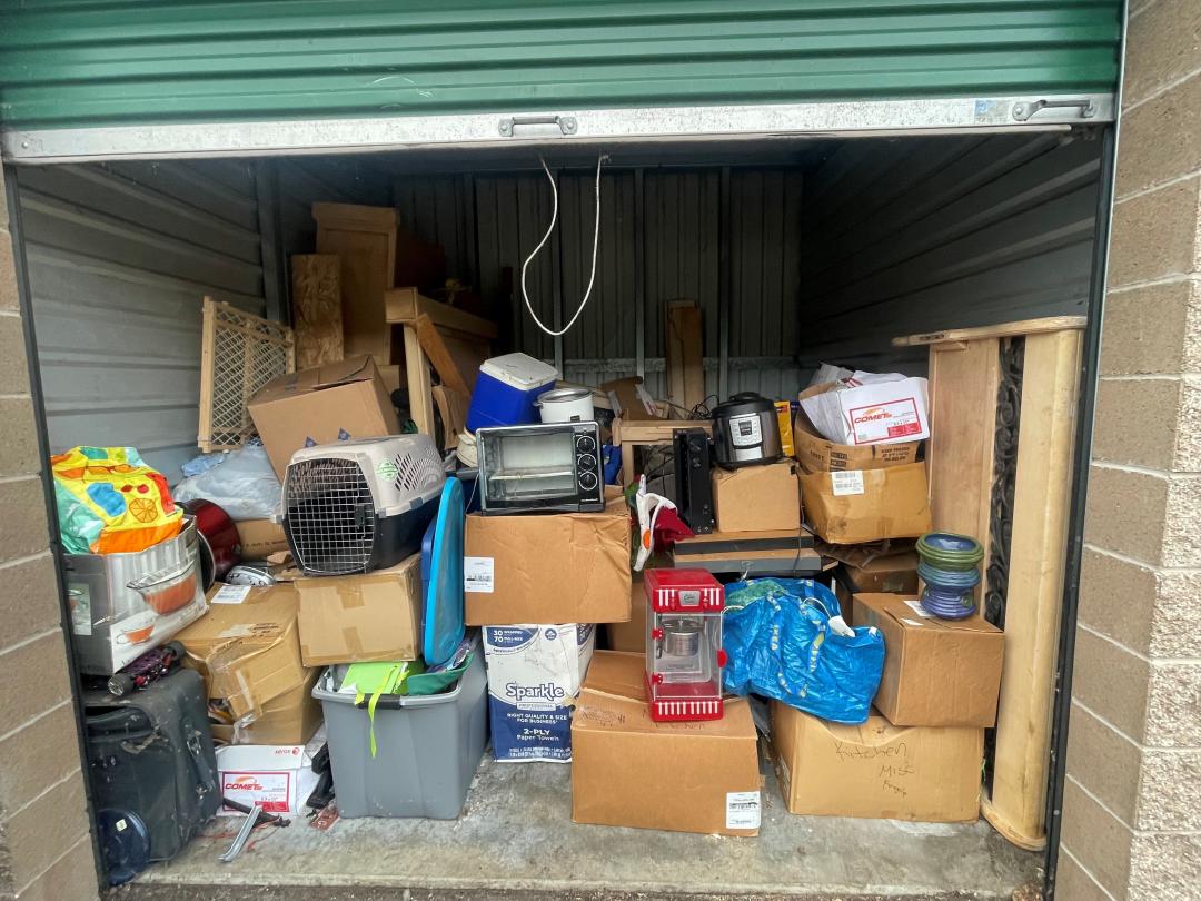 Storage Unit Auction in Kent, WA at UStore Self Storage Kent ends on